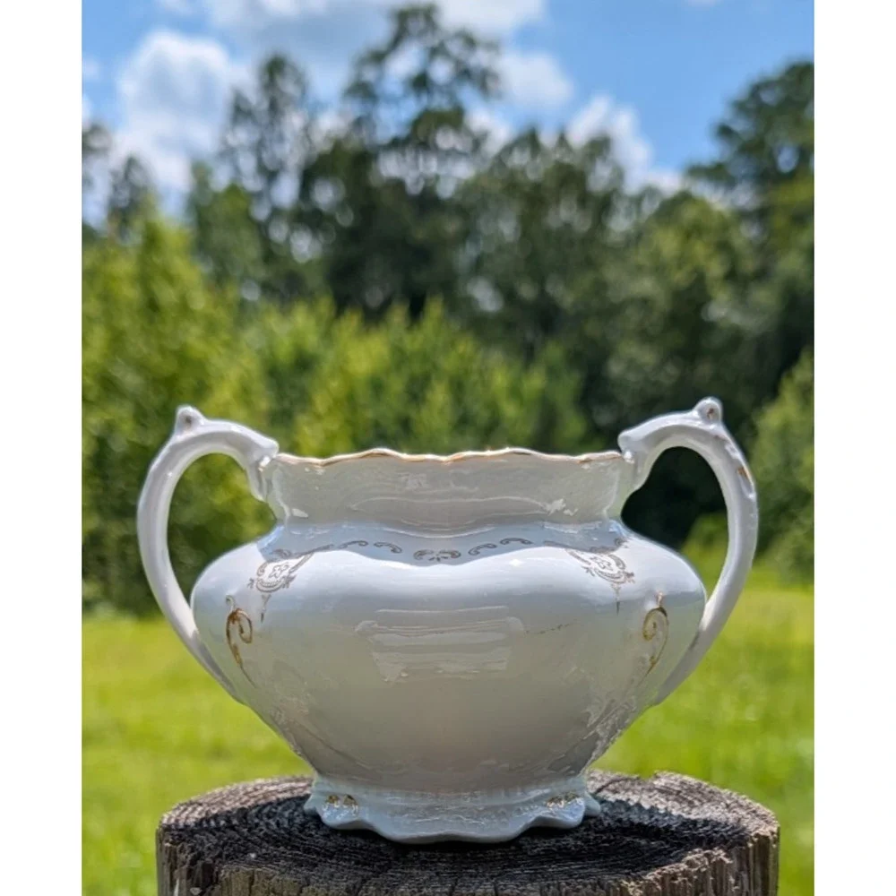 Johnson Bros JB1276 Open Sugar Bowl No Lid Gold Scroll England Vintage